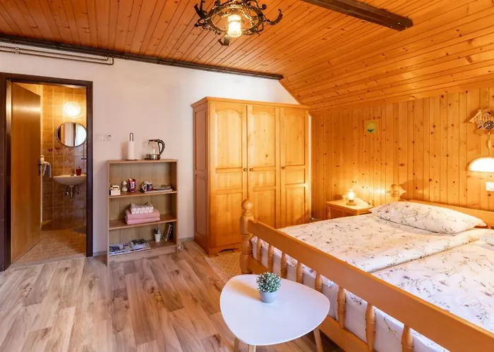 And Mateja Kovacic Kwatera prywatna